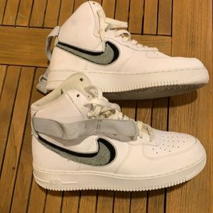 Vintage 9.5 men’s  Nike Air White High Tops